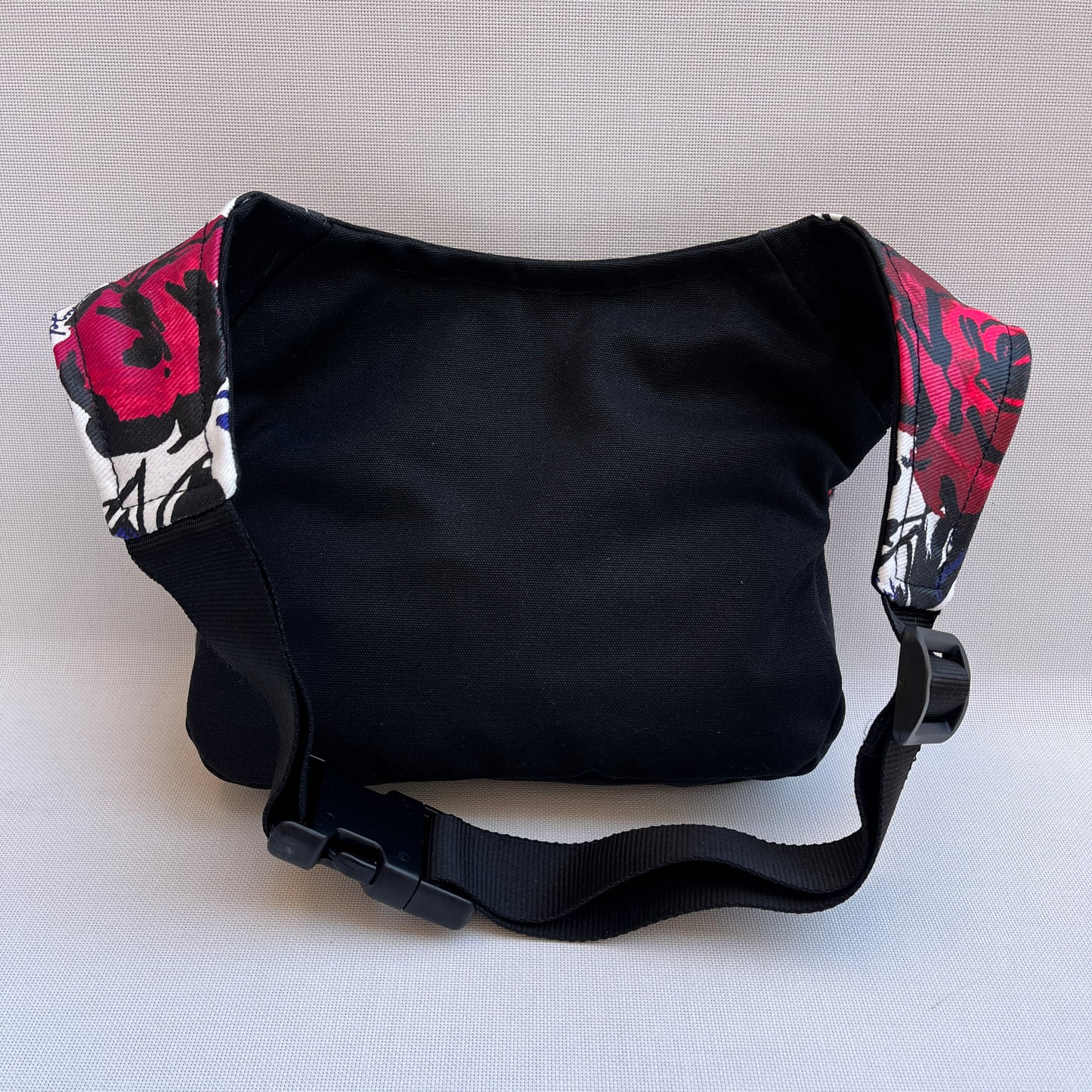 Special Black & Flowers · Pieza Única Núm. 13459