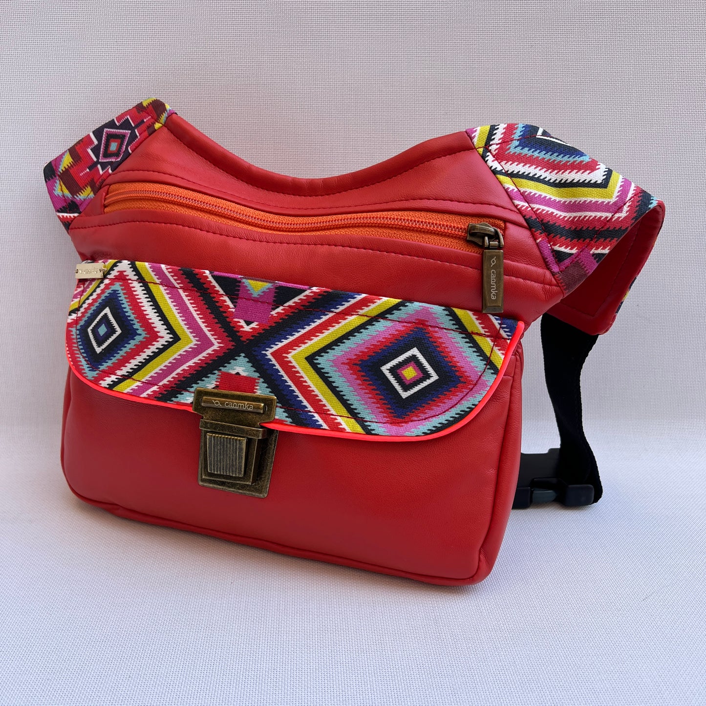 Special Red & Etnical Colors · Polipiel Vegana · Pieza Única Núm. 13461