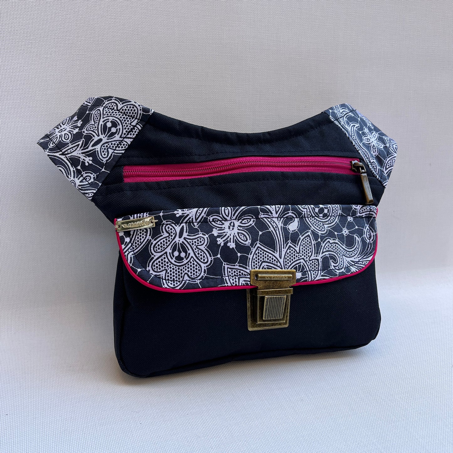 Special Black & Flowers · Cordura Impermeable · Pieza Única Núm. 13406
