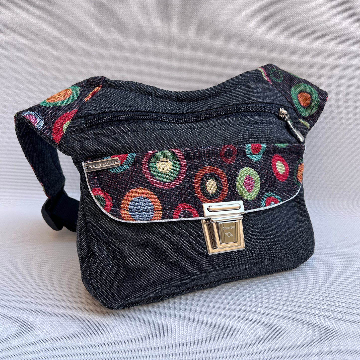 Special Jeans Black & Colors · Pieza Única Núm. 13476