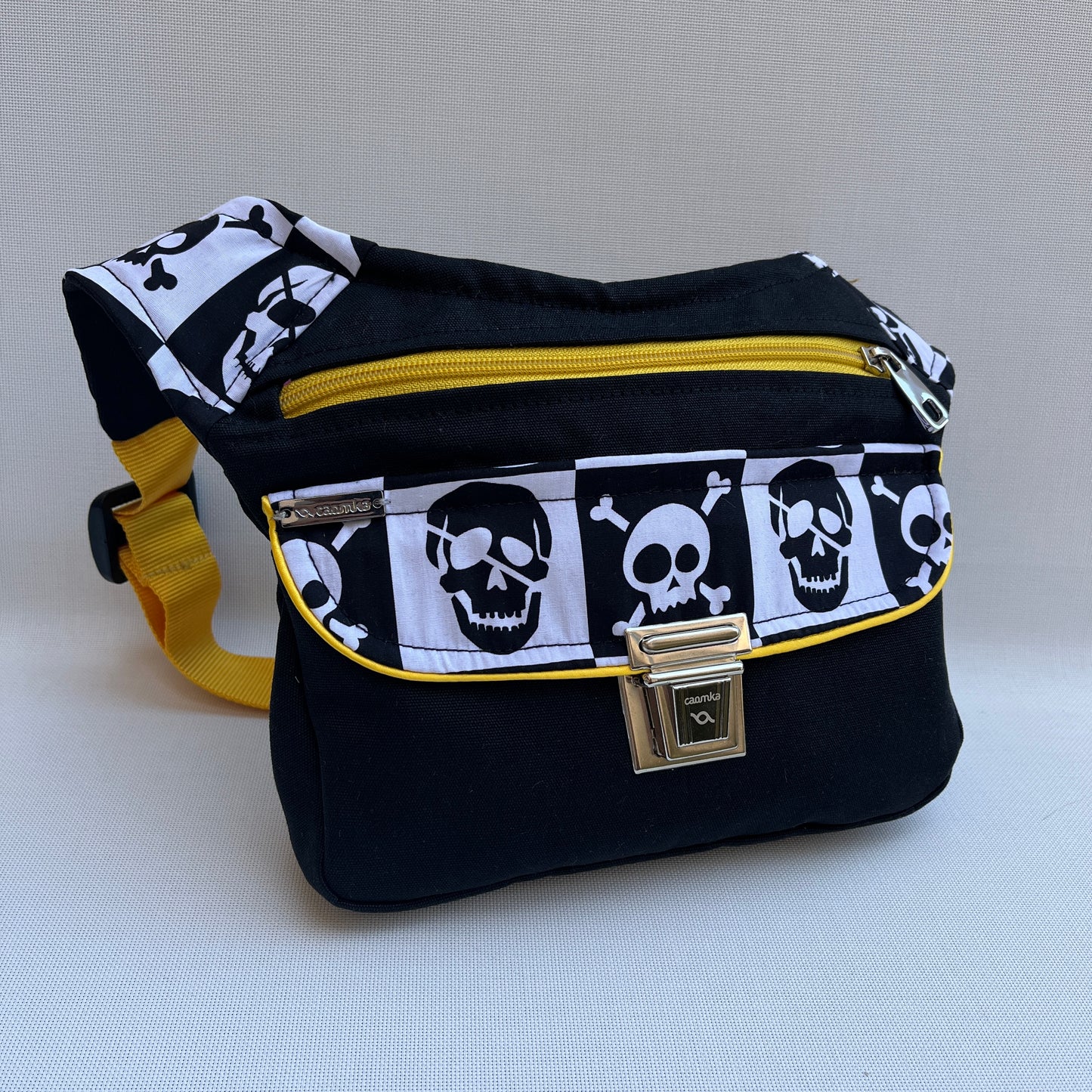 Special Black & Skulls · Pieza Única Núm. 11837