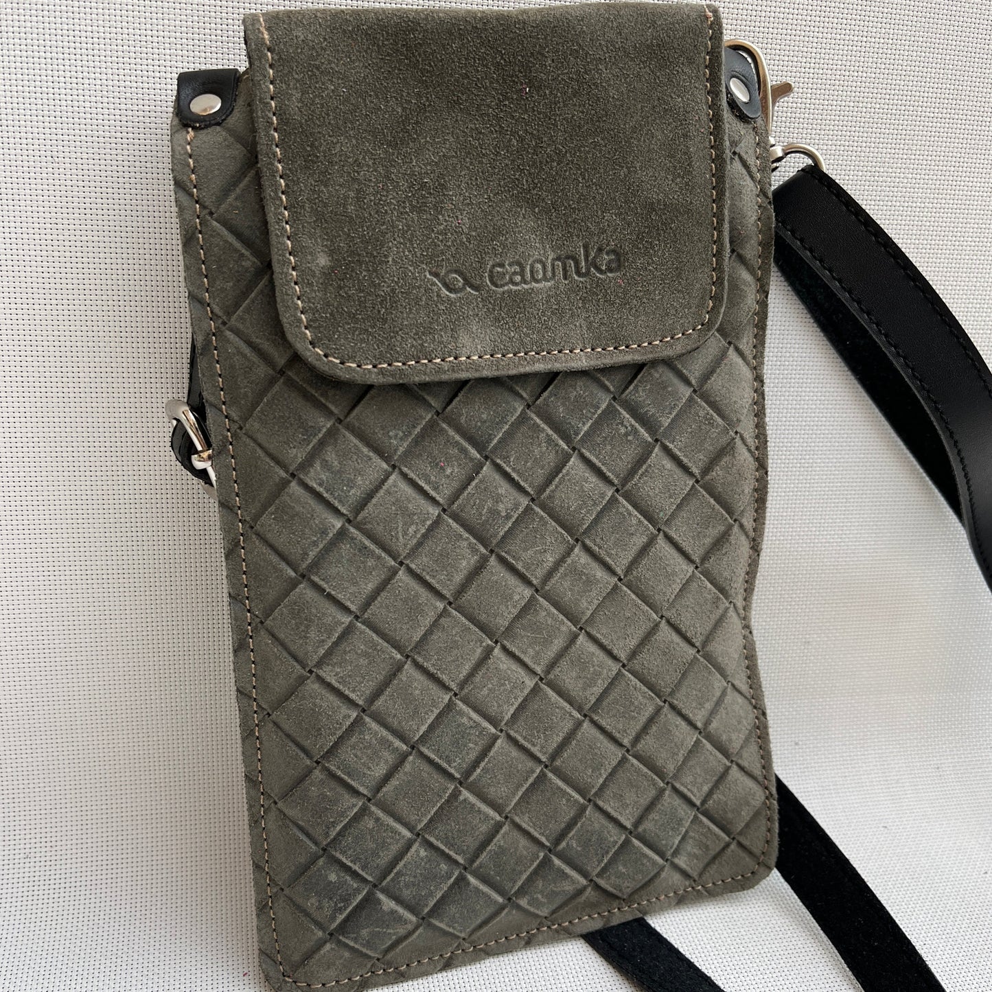 Mobile Holder Earth Design Braided Split Leather Bottle Green