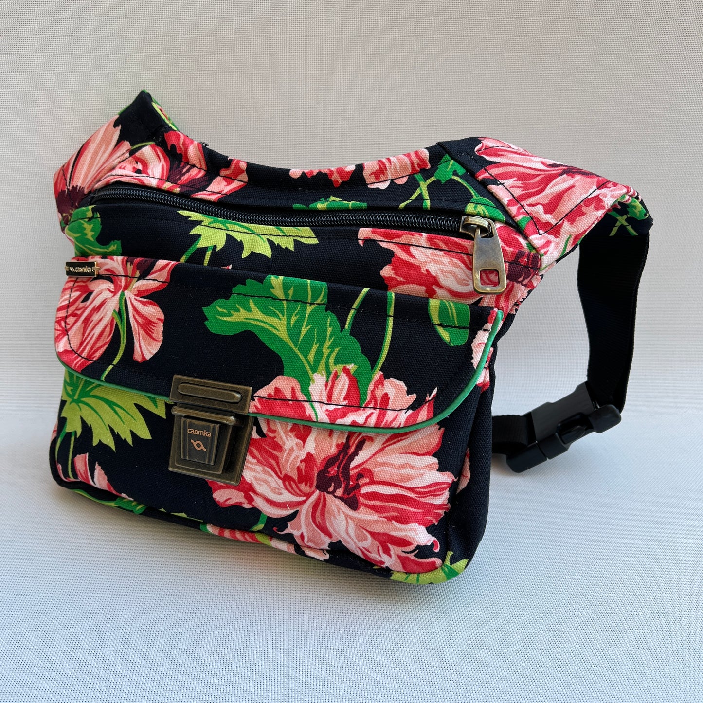 Special Black Flowers · Pieza Única Núm. 11008
