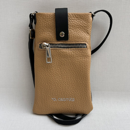 (-50%) Porta Móvil · Diseño Alfa · Piel natural · Camel