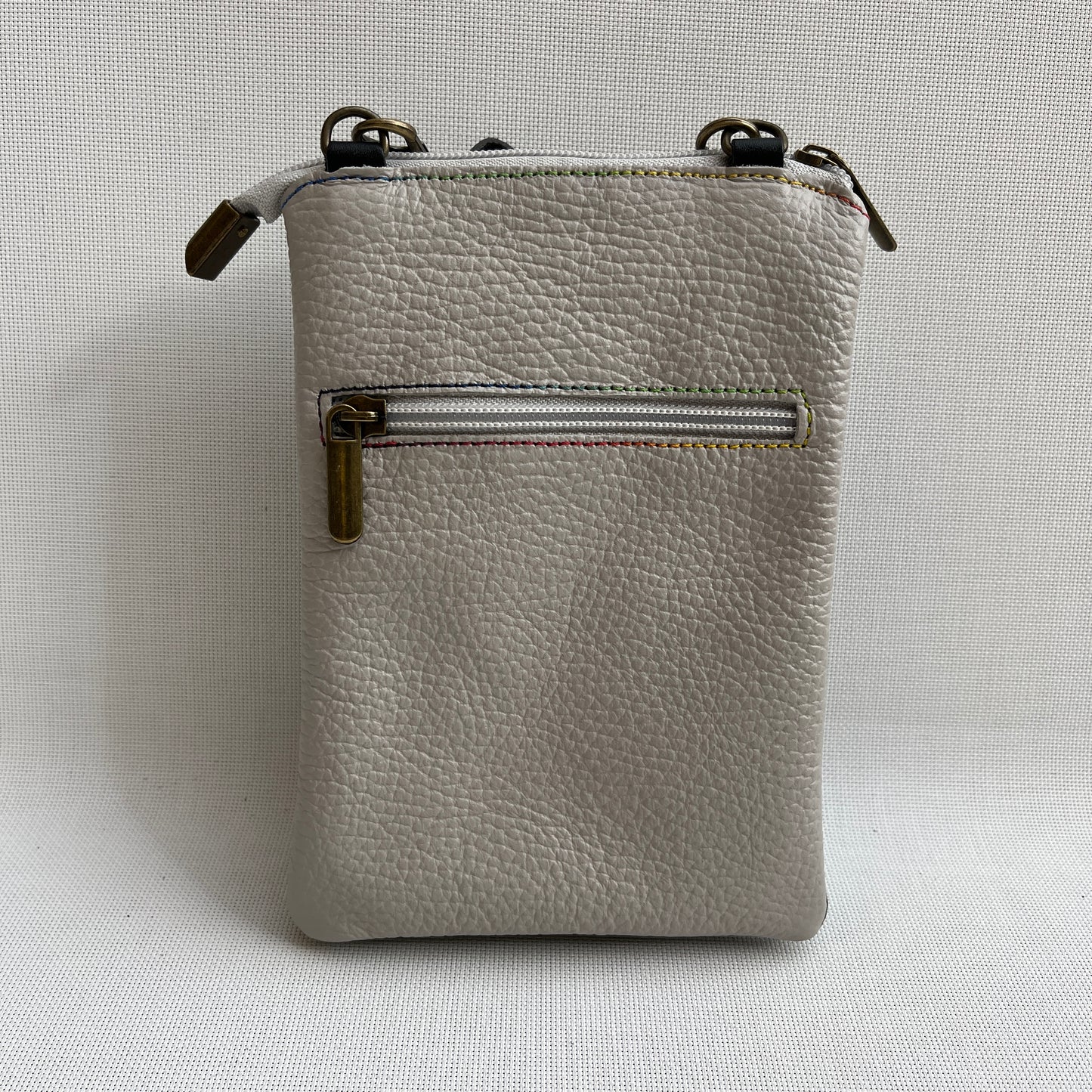 Porta Móvil · Diseño Top · Piel natural · Perla