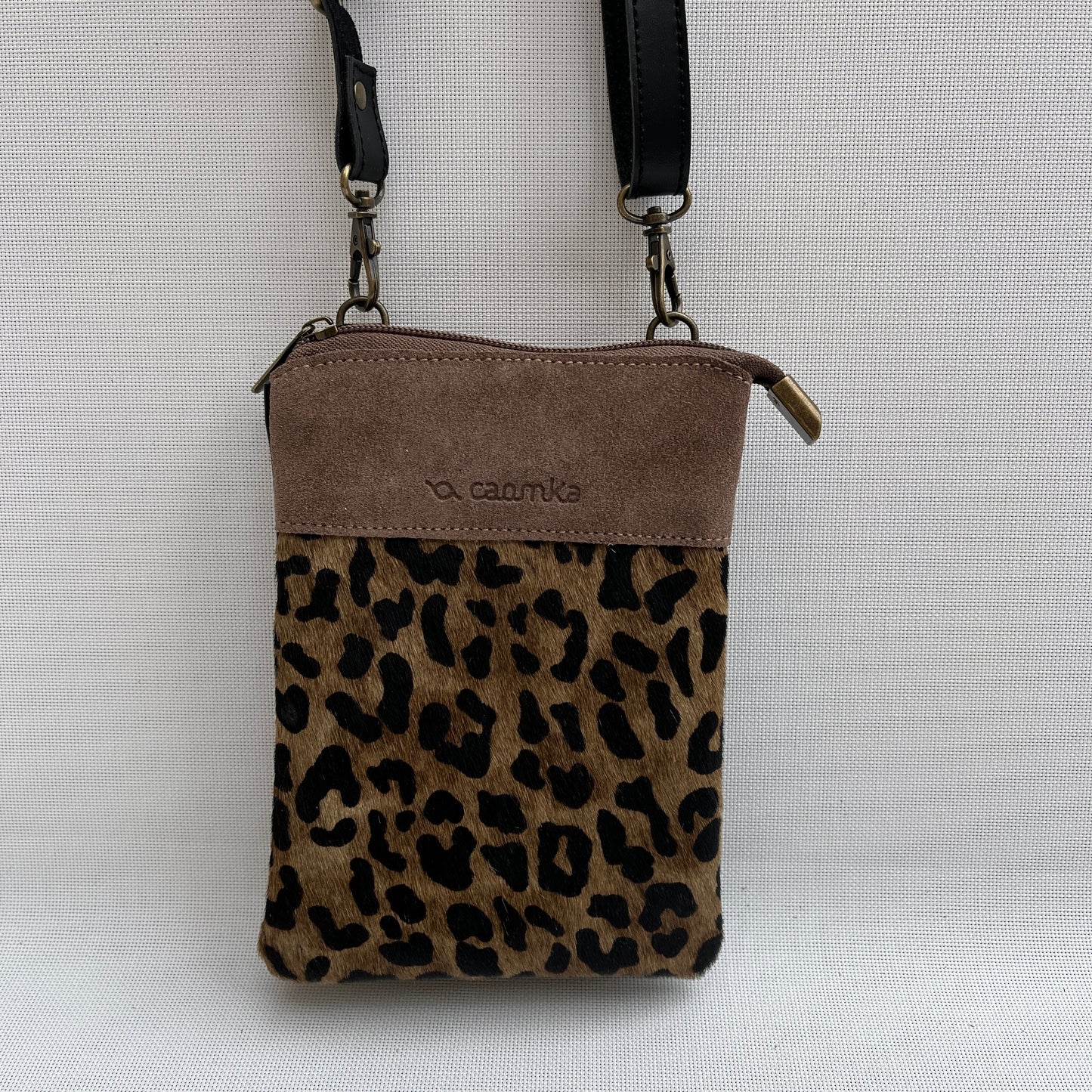 Mobile Holder Leopard Design Natural leather