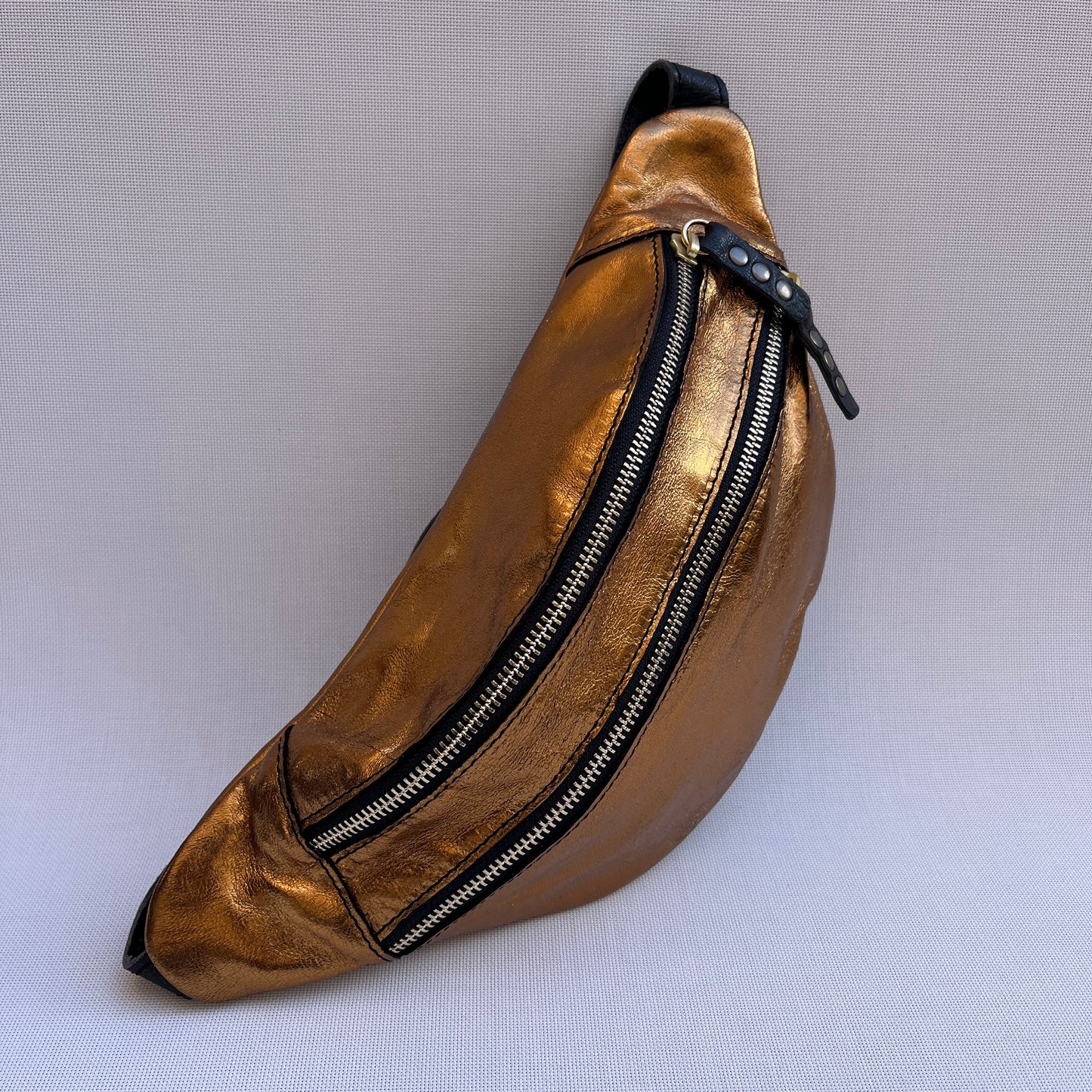 Special Metal Golden Retro Chic · Piel natural BioCuir® · Pieza Única Núm. 13456