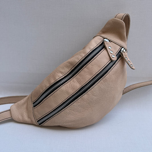 Retro Chic Beige Natural BioCuir® Leather Exclusive Piece No. 11902