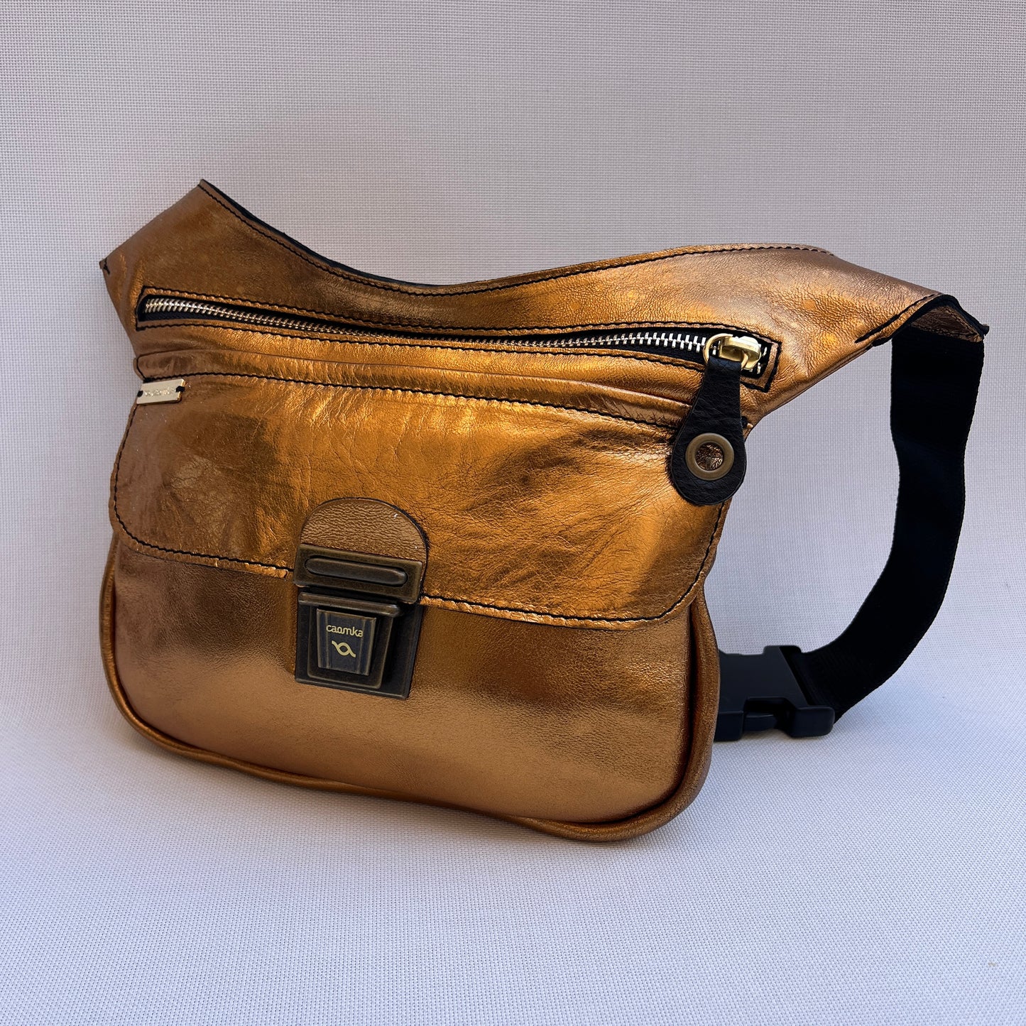 Spezielles Pistachio Green &amp; Old Gold Natural BioCuir® Leather Exclusive Piece No. 13205