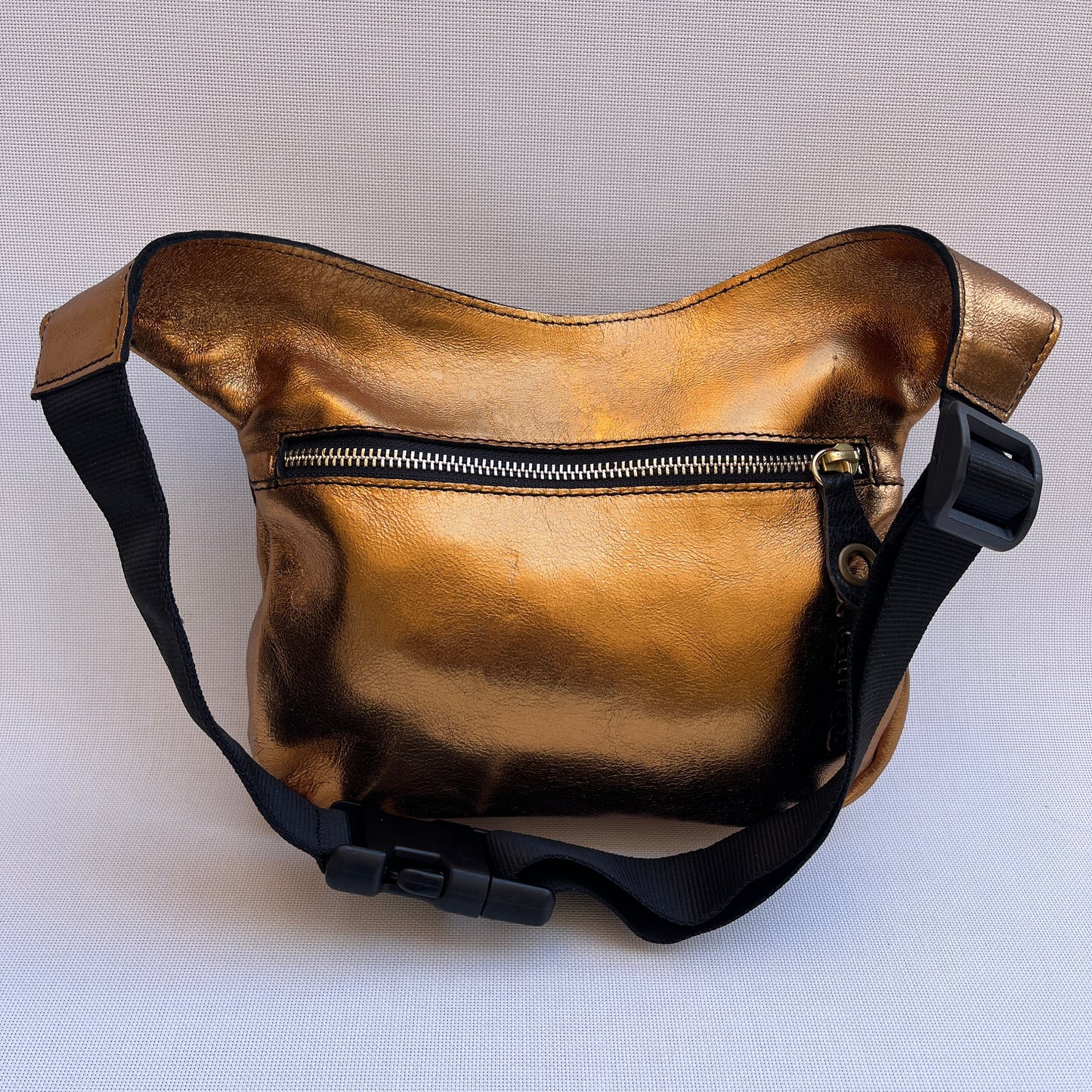 Special Metal Golden · Piel natural BioCuir® · Pieza Exclusiva Núm. 13458