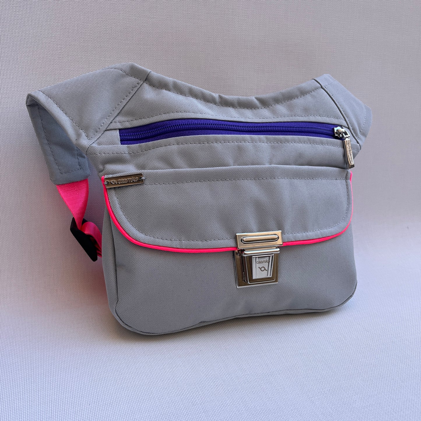 Special Grey & Fluor · Impermeable · Pieza Única Núm. 13471
