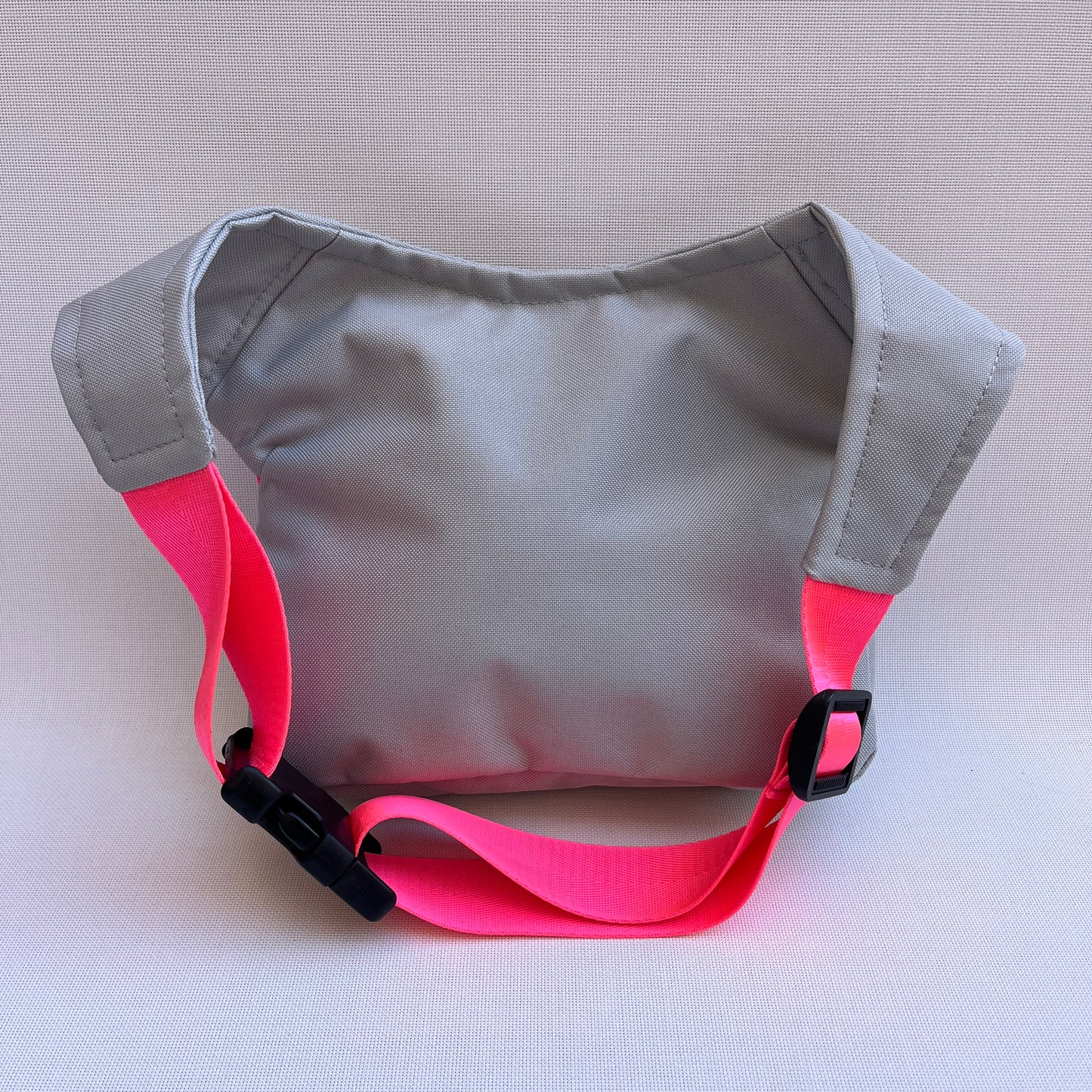 Special Grey & Fluor · Impermeable · Pieza Única Núm. 13471