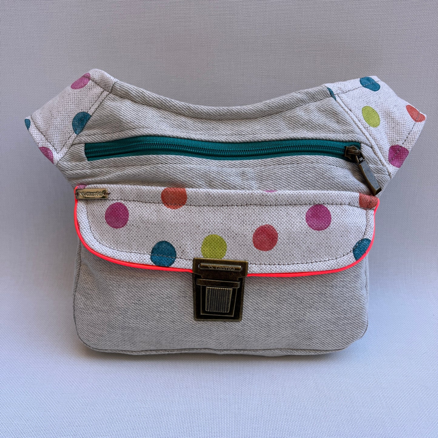 Special Dots Spring + Bolsillo trasero · Pieza Única Núm. 13530