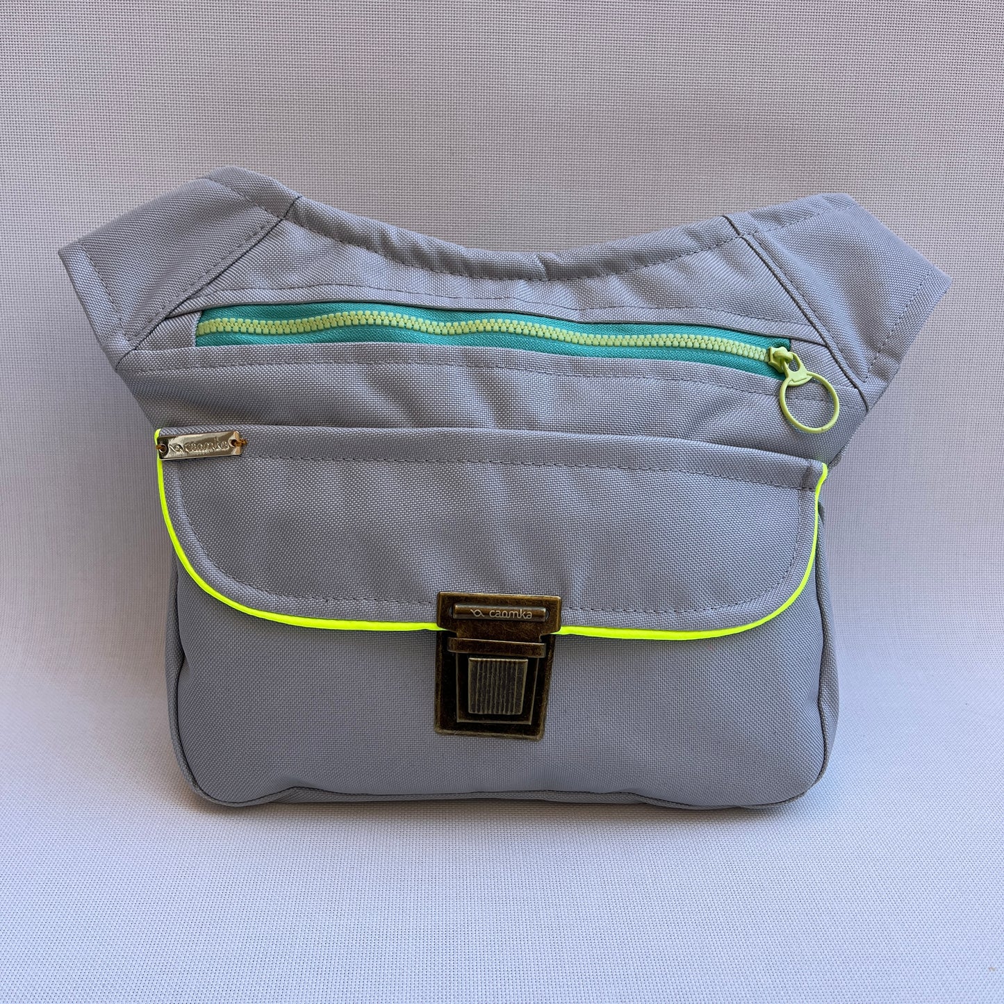 Special Gray "Cordura" · Impermeable + Bolsillo trasero · Pieza Única Núm. 13497