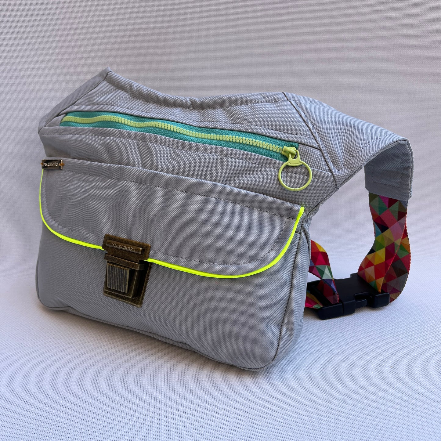 Special Gray "Cordura" · Impermeable + Bolsillo trasero · Pieza Única Núm. 13497