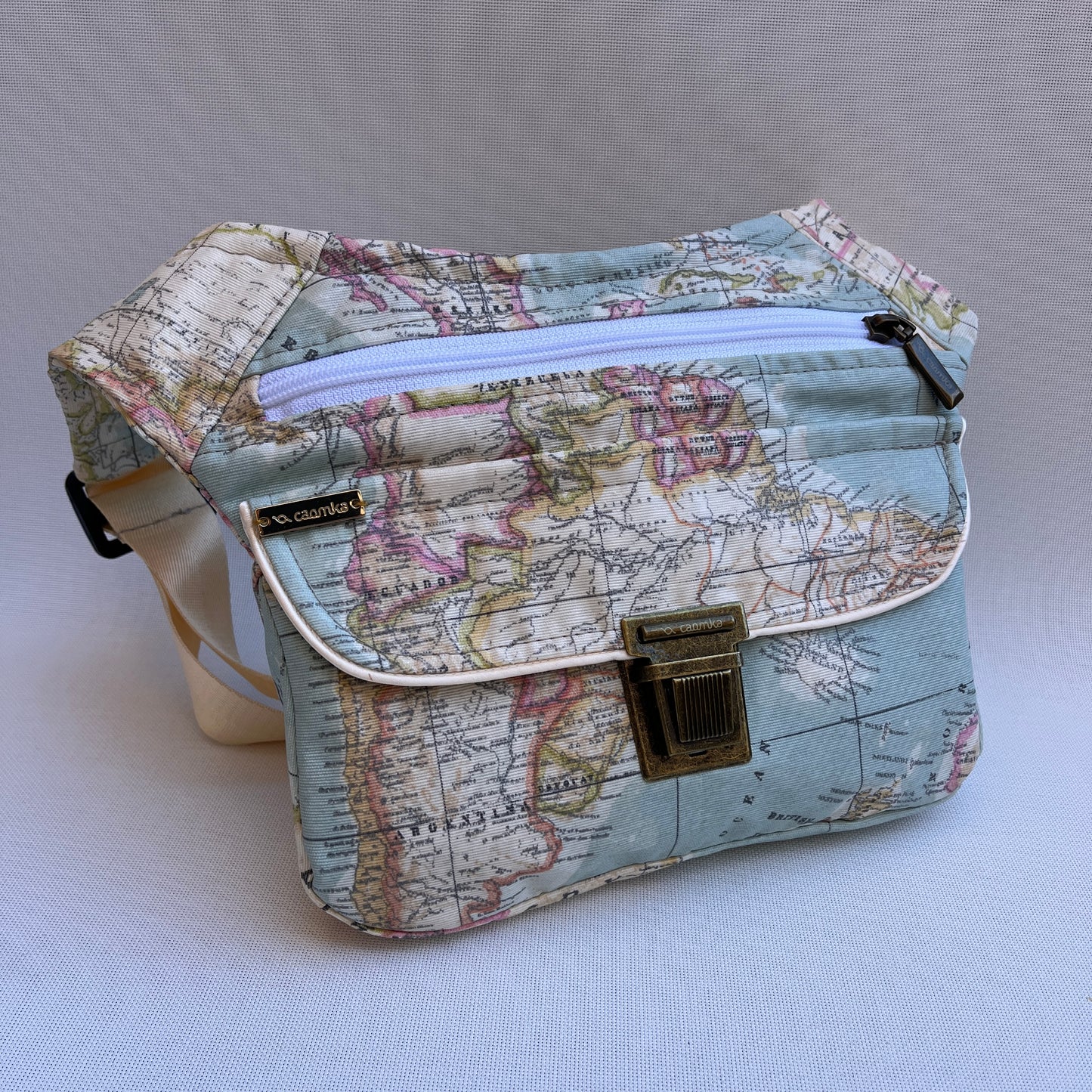 Special World Map + Back pocket Unique Piece No. 12115