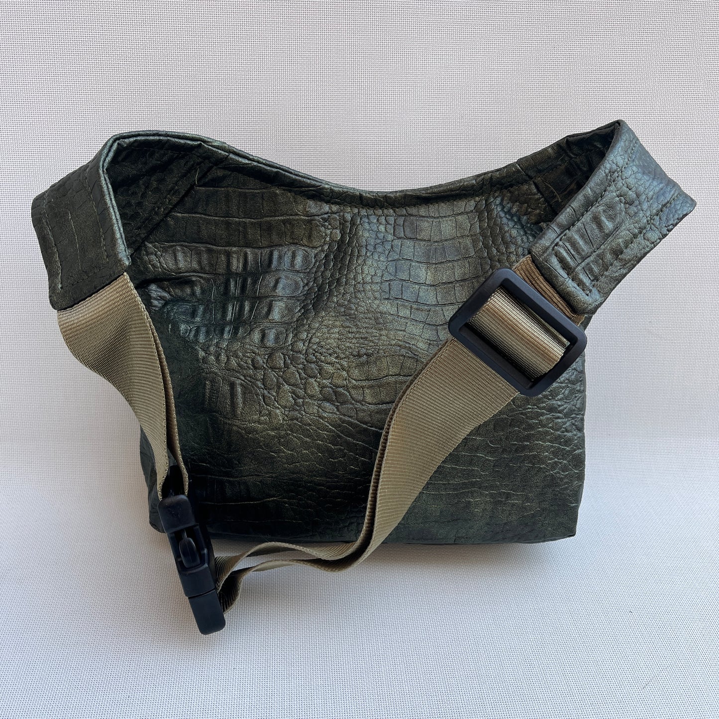 Special Green Plus Vegan Leatherette Unique Piece No. 12762