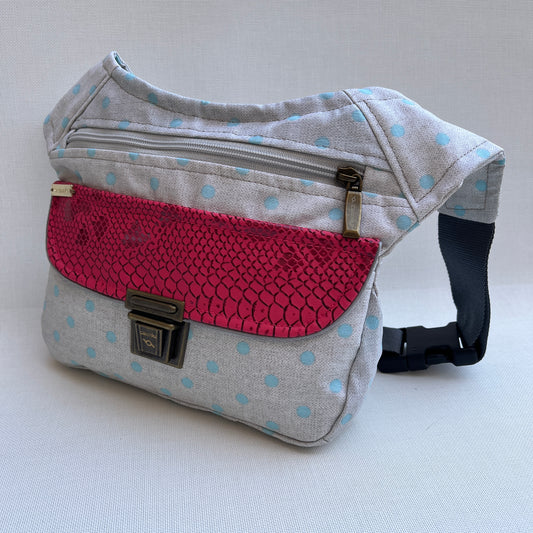 Special Dots &amp; Fuchsia · Waterproof + Back pocket · Unique Piece No. 12759