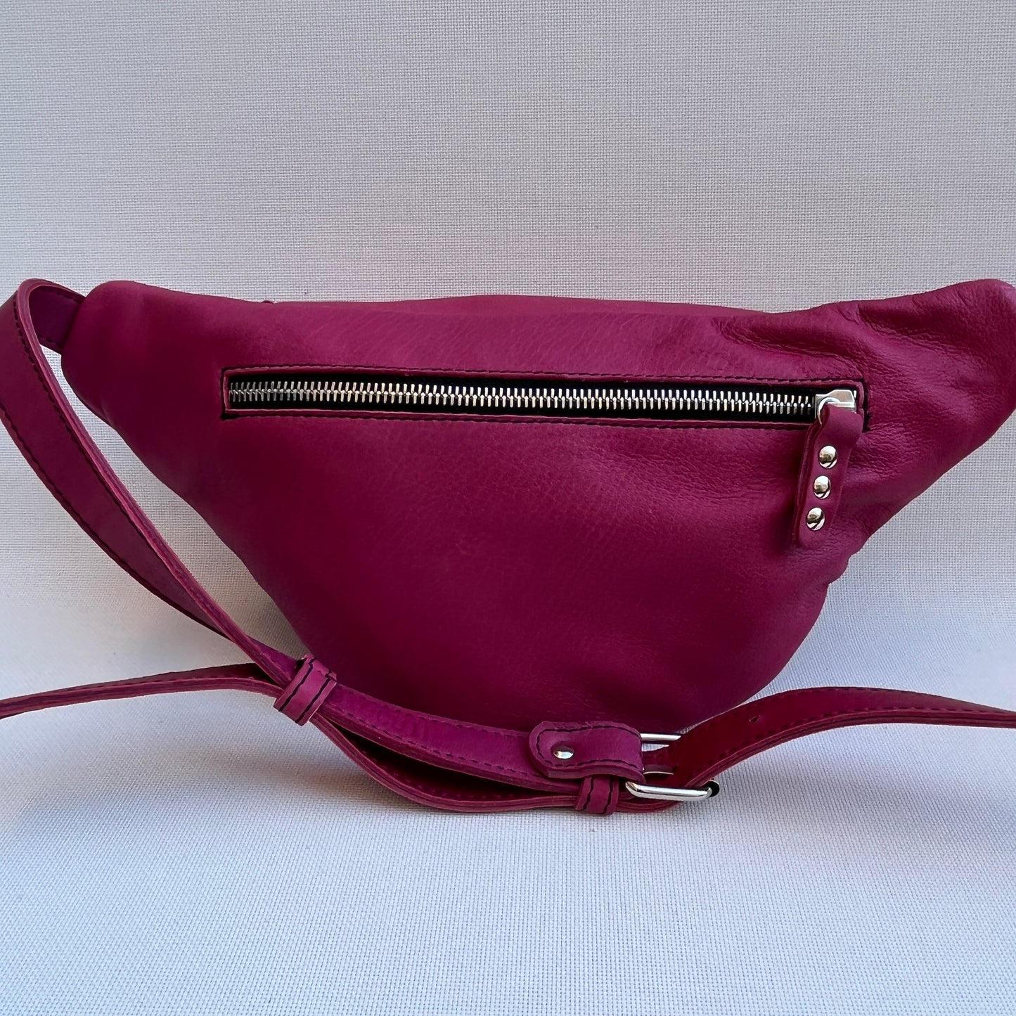 Retro Chic Fuchsia Pink BioCuir® Natural Leather Exclusive Piece No. 11024