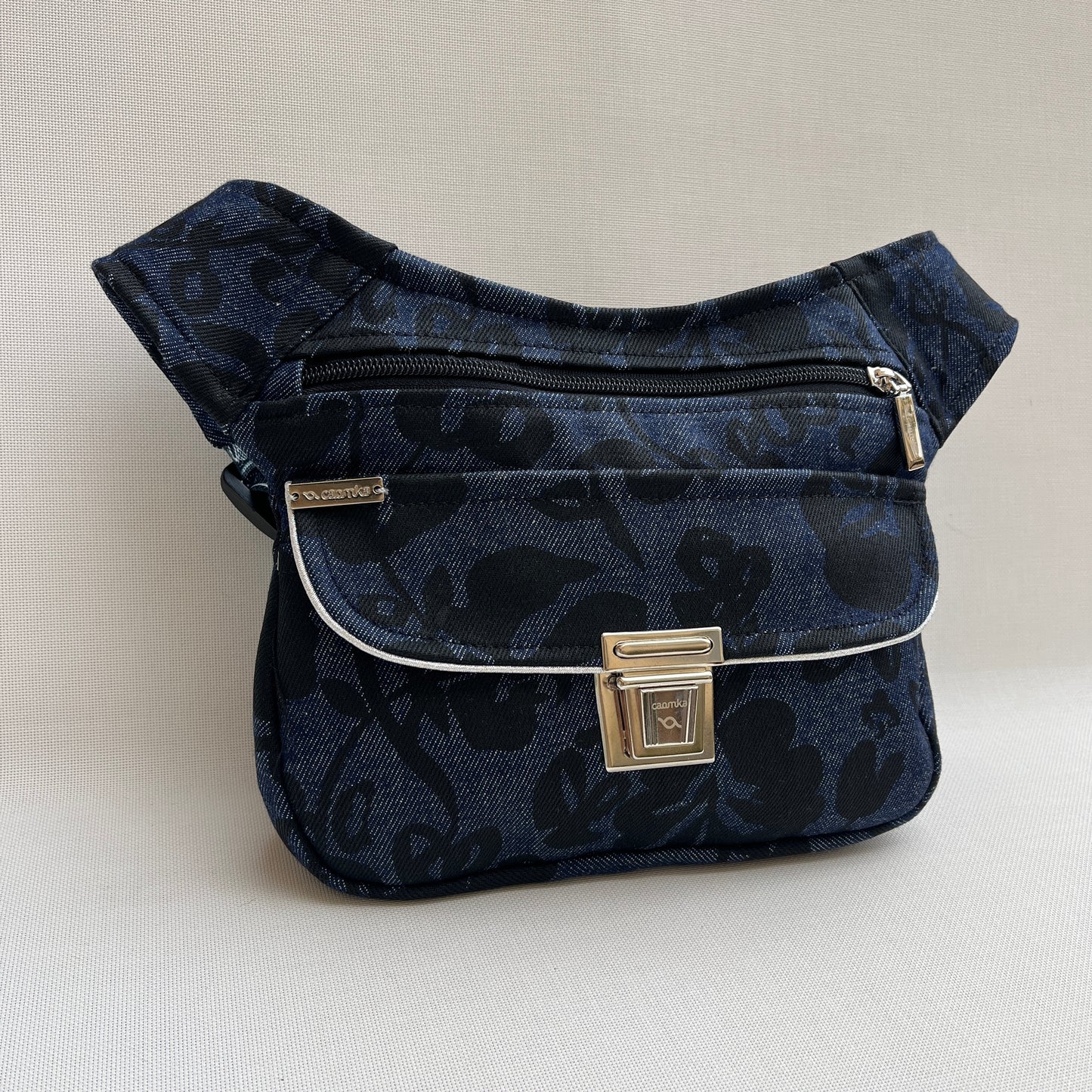 Special Jeans Flowers + Back pocket Unique Piece No. 12732