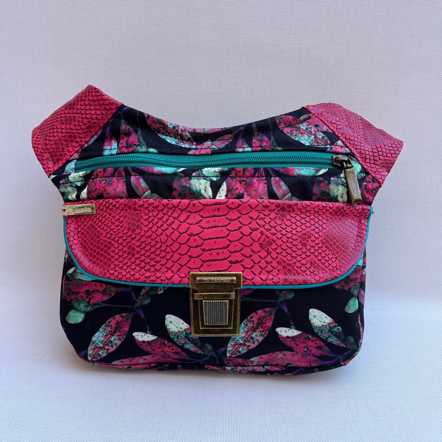 Special Salvia Top + Bolsillo trasero · Pieza Única Núm. 13498