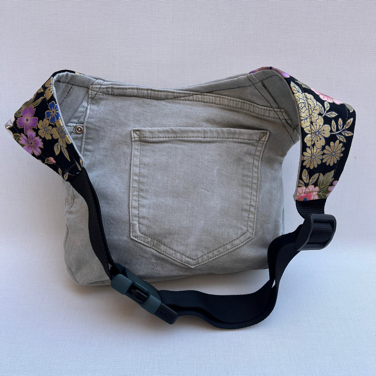 Special Japanese ♻️ Jeans Recycled ♻️ · Pieza Única Núm. 13504
