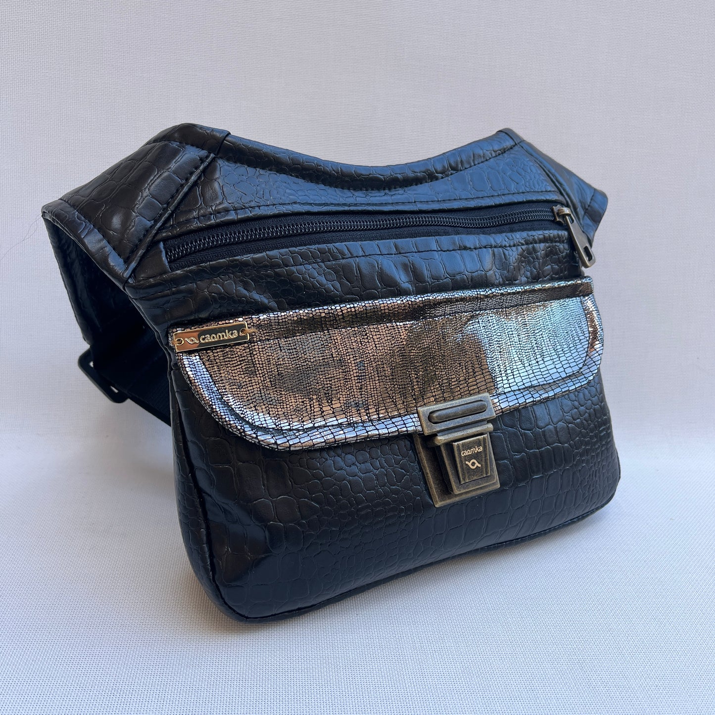 Special Elegant Brown Vegan Leatherette Exclusive Piece No. 13389