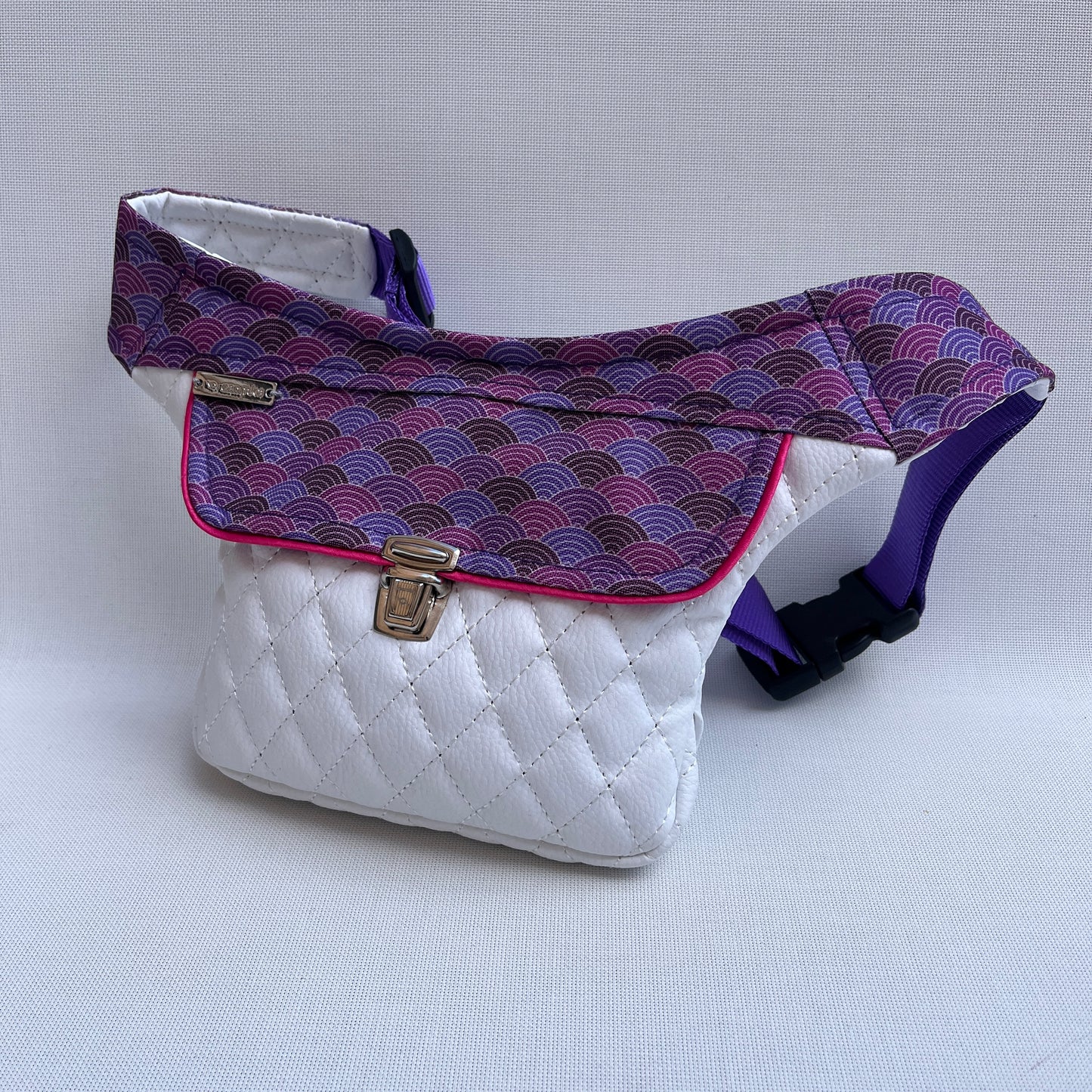 Mini White & Japanese Waves · Polipiel · Pieza Única Núm. 13522