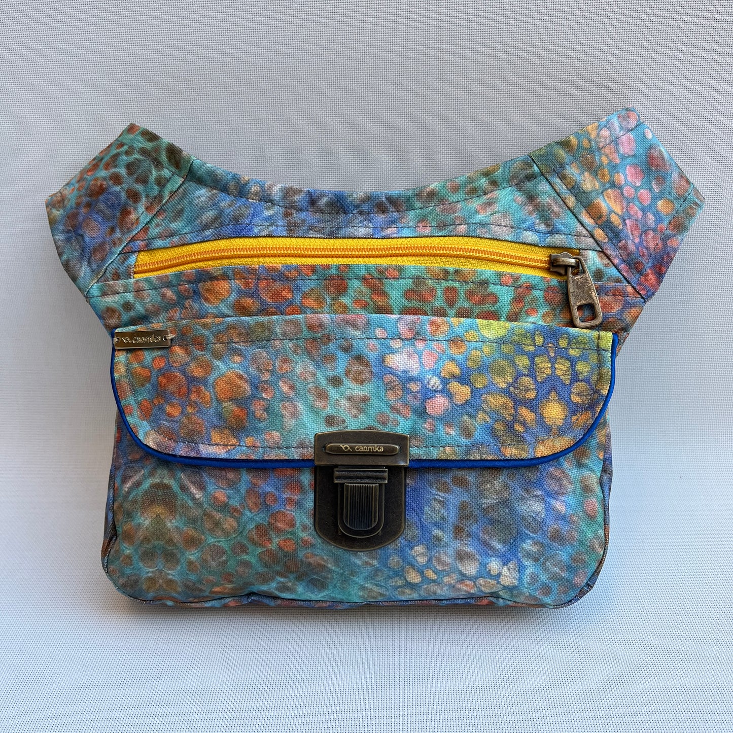 Special Color Stones · Waterproof · Unique Piece No. 11321