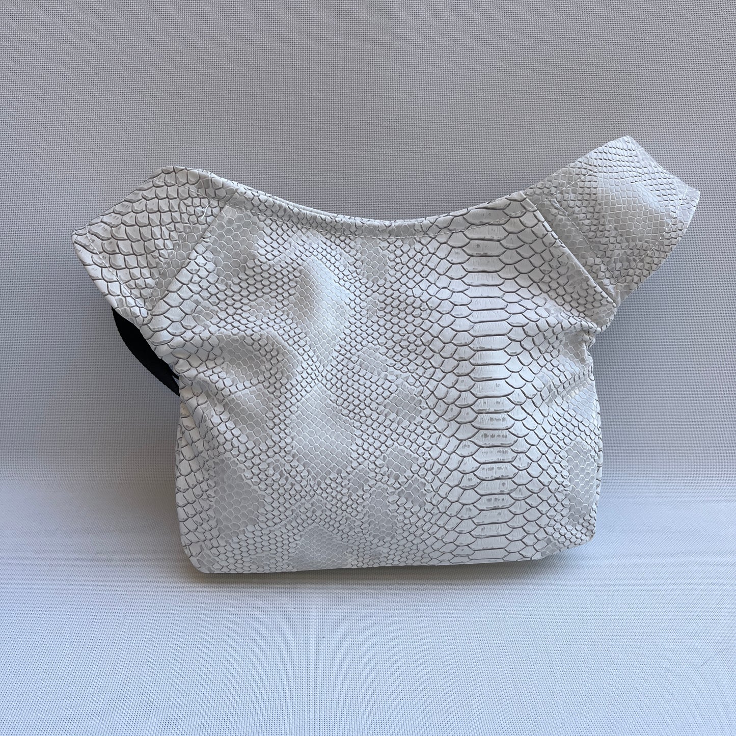 Special White Summer Vegan Skin. Exclusive Piece No. 11929