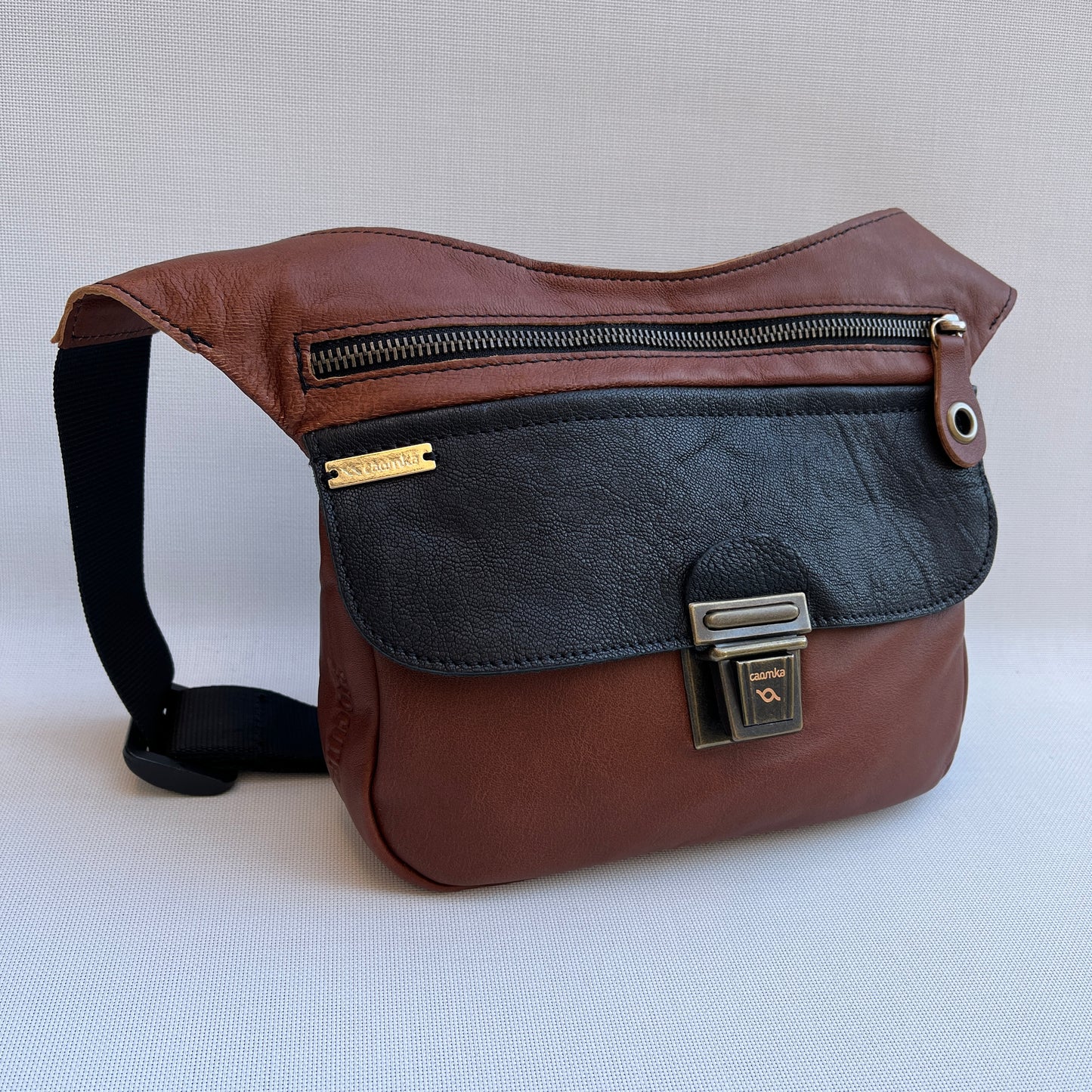 Special Brown & Black · Piel natural BioCuir® · Pieza Única Núm. 11082