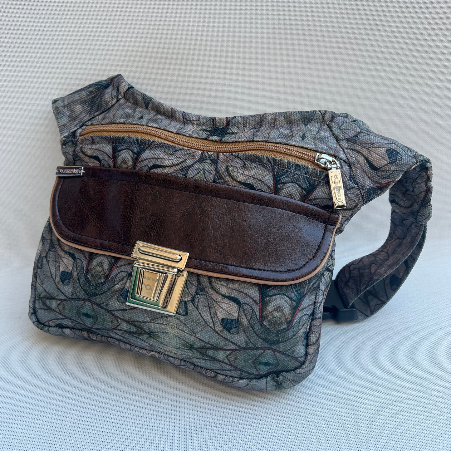 Special Elegant Peacock Top + Bolsillo trasero · Pieza Única Núm. 12758