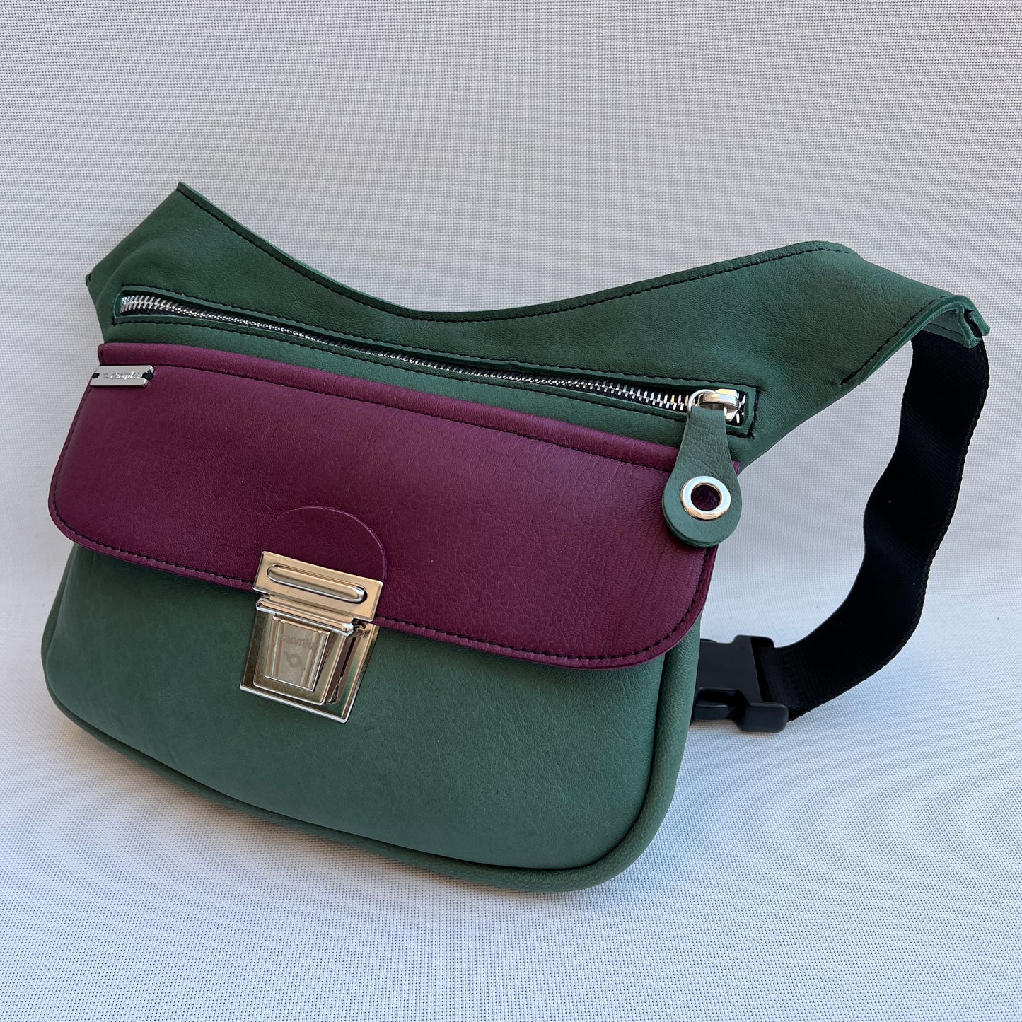 Special Green & Purple · Piel natural BioCuir® · Pieza Exclusiva Núm. 11079