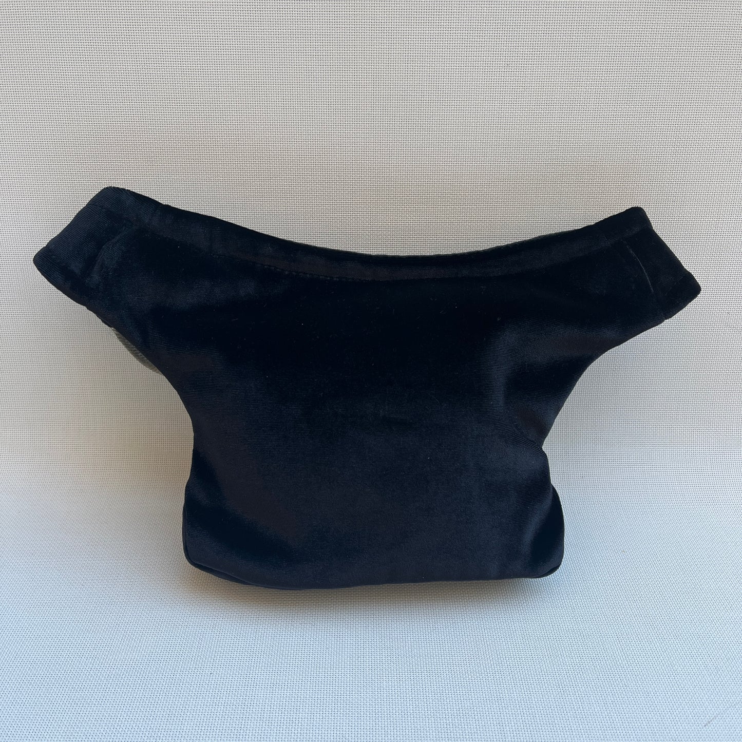 Mini Special Black Velvet Ceremony · Terciopelo · Pieza Exclusiva Núm. 12851