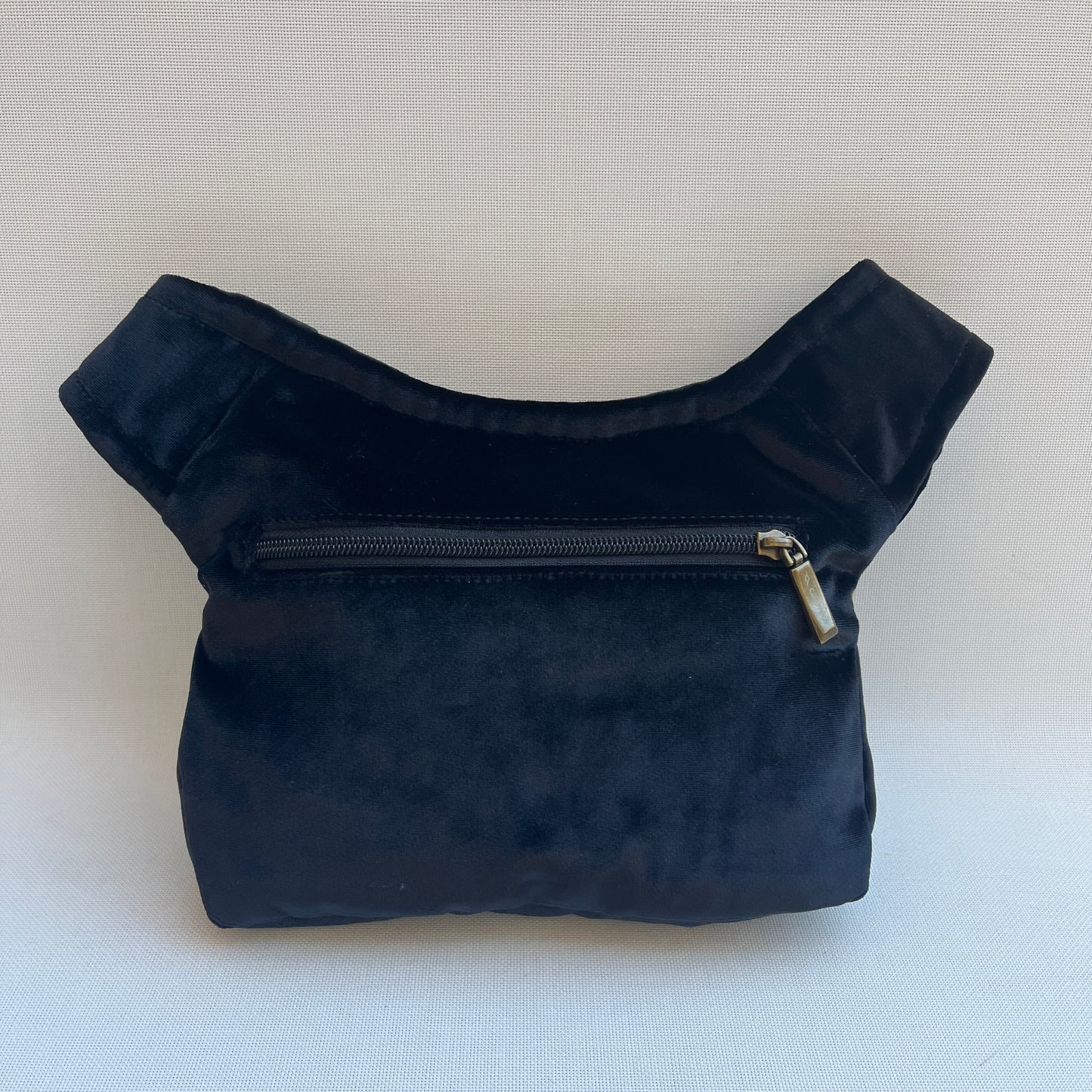 Special Black Velvet Ceremony · Terciopelo + Bolsillo trasero · Pieza Única Núm. 12854