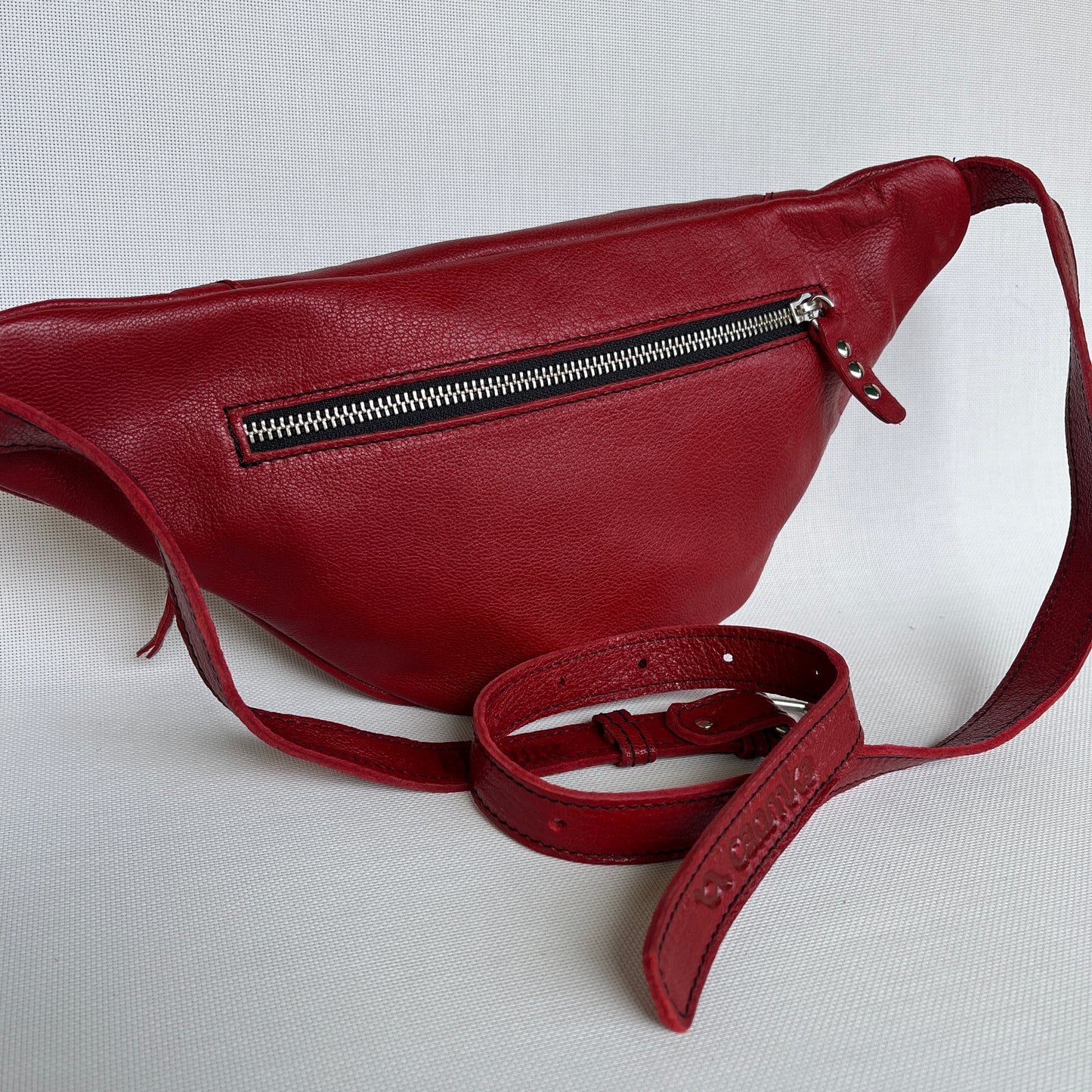 Premium Retro Chic Fuchsia Natural BioCuir® Leather Exclusive Piece No. 12986