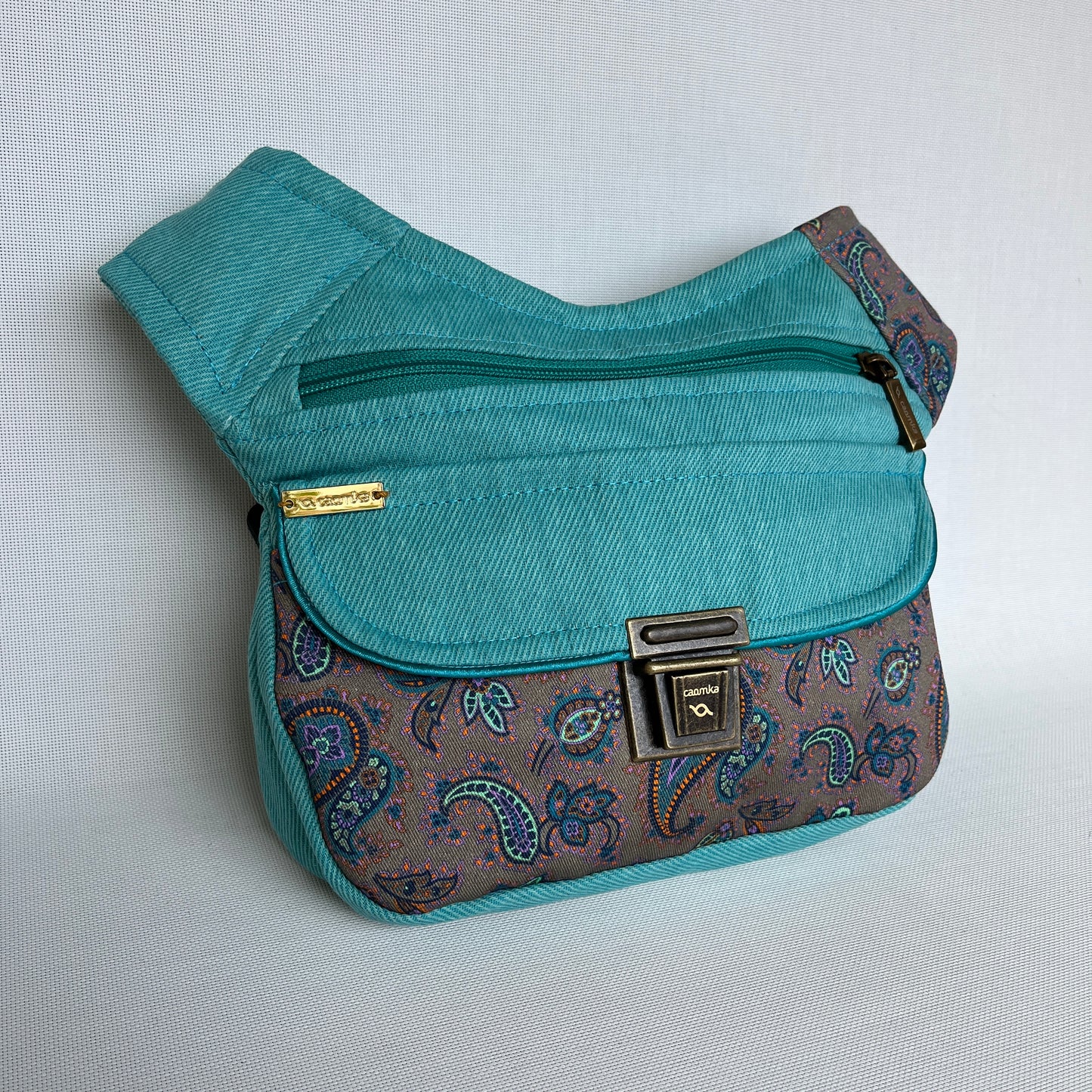 Summer Turquesa Cachemir + Bolsillo trasero · Pieza Única Núm. 13567