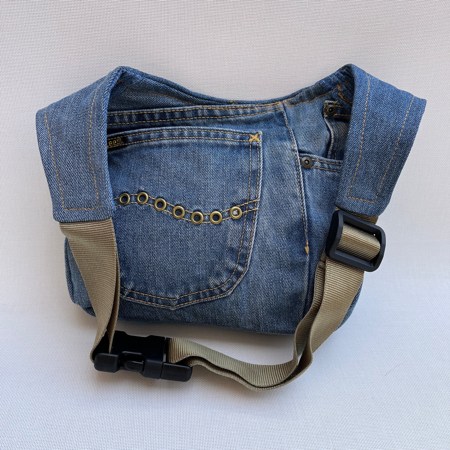 Lee ♻️ Jeans Recycled ♻️ · Pieza Única Núm. 12019