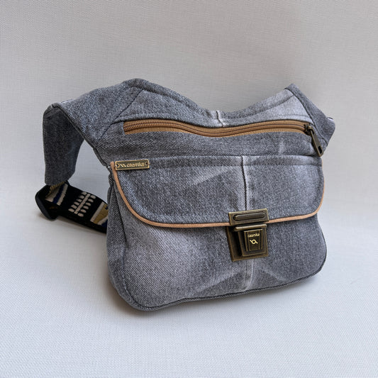 ♻️ Jeans Recycled ♻️ + Bolsillo trasero con cremallera · Pieza Única Núm. 12021