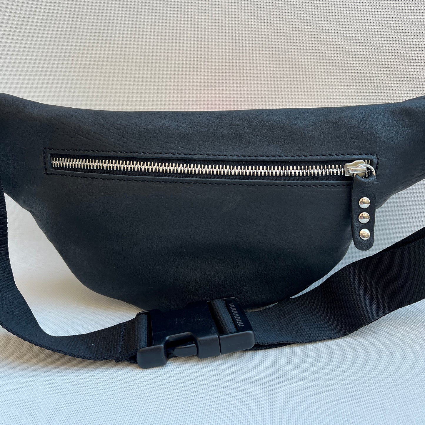 Retro Chic Special Black Mandalas · Piel natural BioCuir® · Pieza Única Núm. 12798