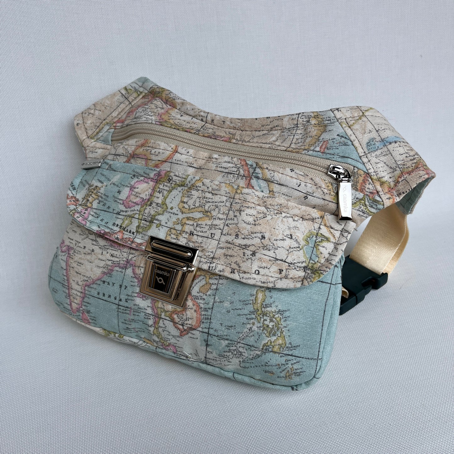 Special Mapamundi + Bolsillo trasero · Pieza Única Núm. 13563