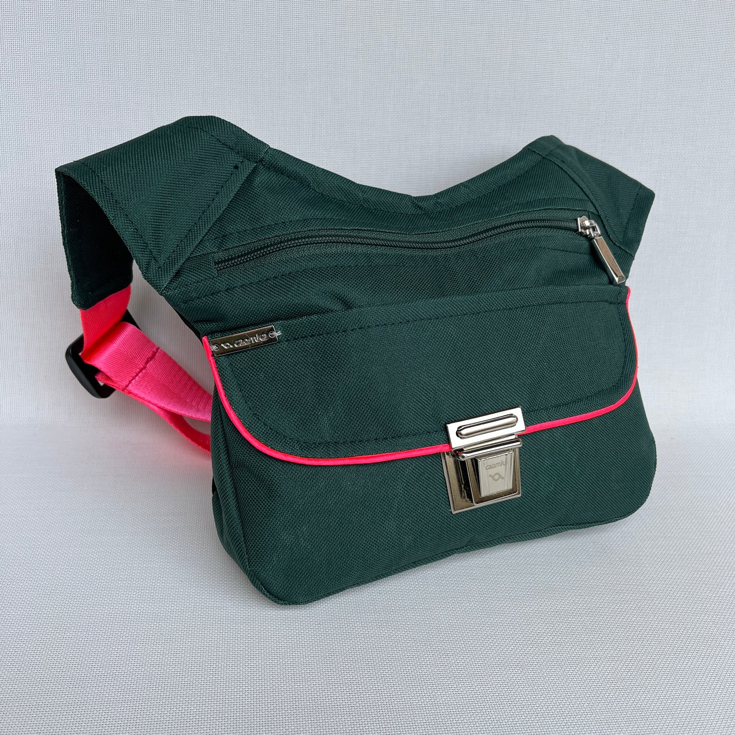 Special Green & Fluor · Impermeable · Pieza Única Núm. 13540