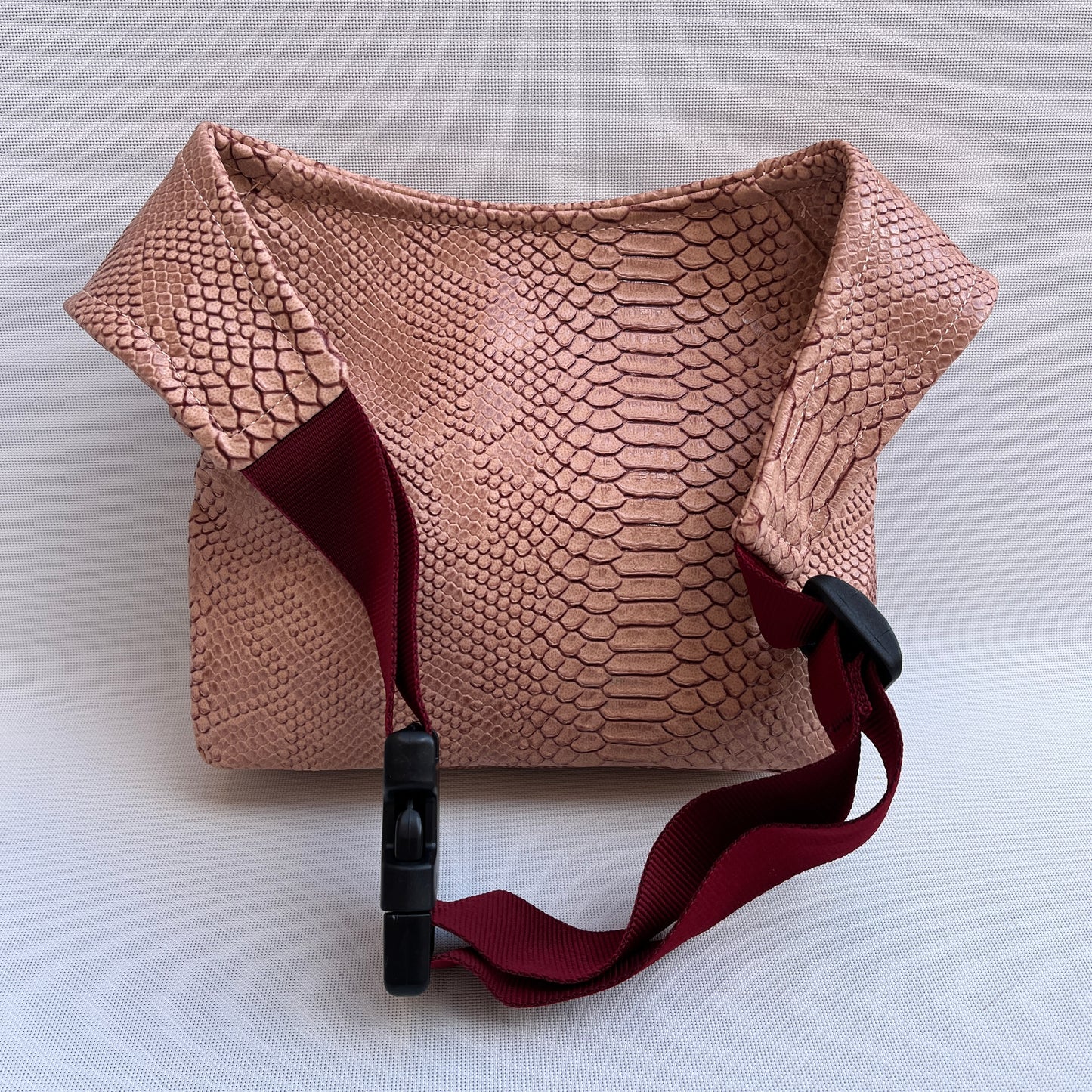 Special Elegant Pink · Polipiel · Pieza Única Núm. 13006